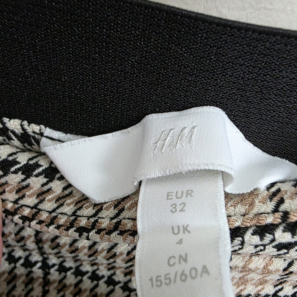 H&M Patterned Pants - Picture 5 of 8
